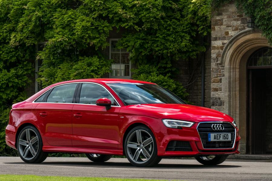  Audi A3 Sedan 2.0 TDI S-Line (8V) 2016 года  (UK) (фото 9 из 24)
